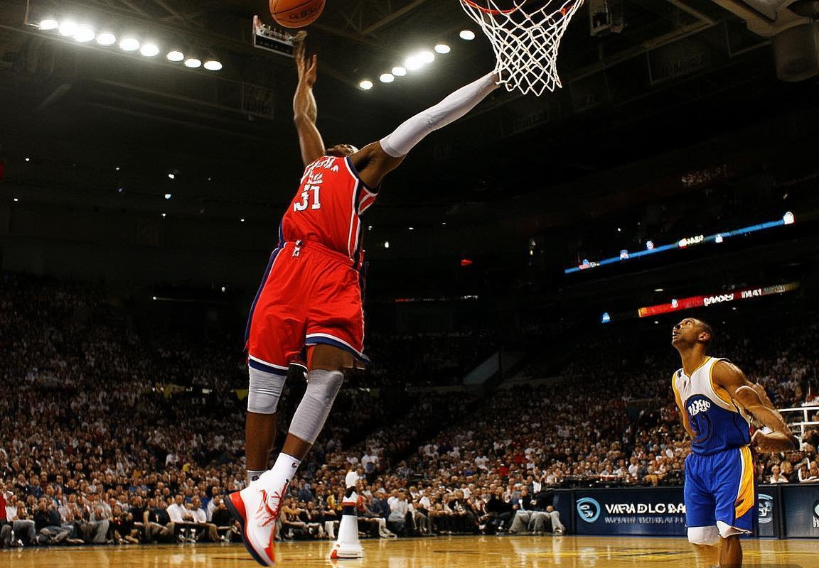 2008年NBA季后赛第六场：火箭VS爵士巅峰对决纪实(图3)