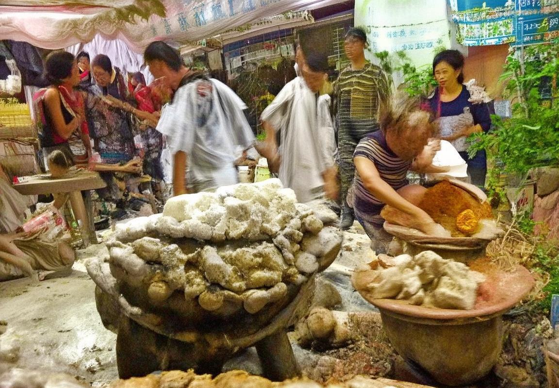 拜仁慕尼黑VS汉堡：半场战术对决与球员表现解析(图2)